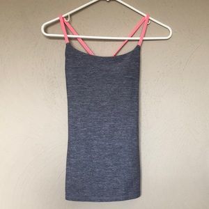 💋LULULEMON Dancing Warrior Tank